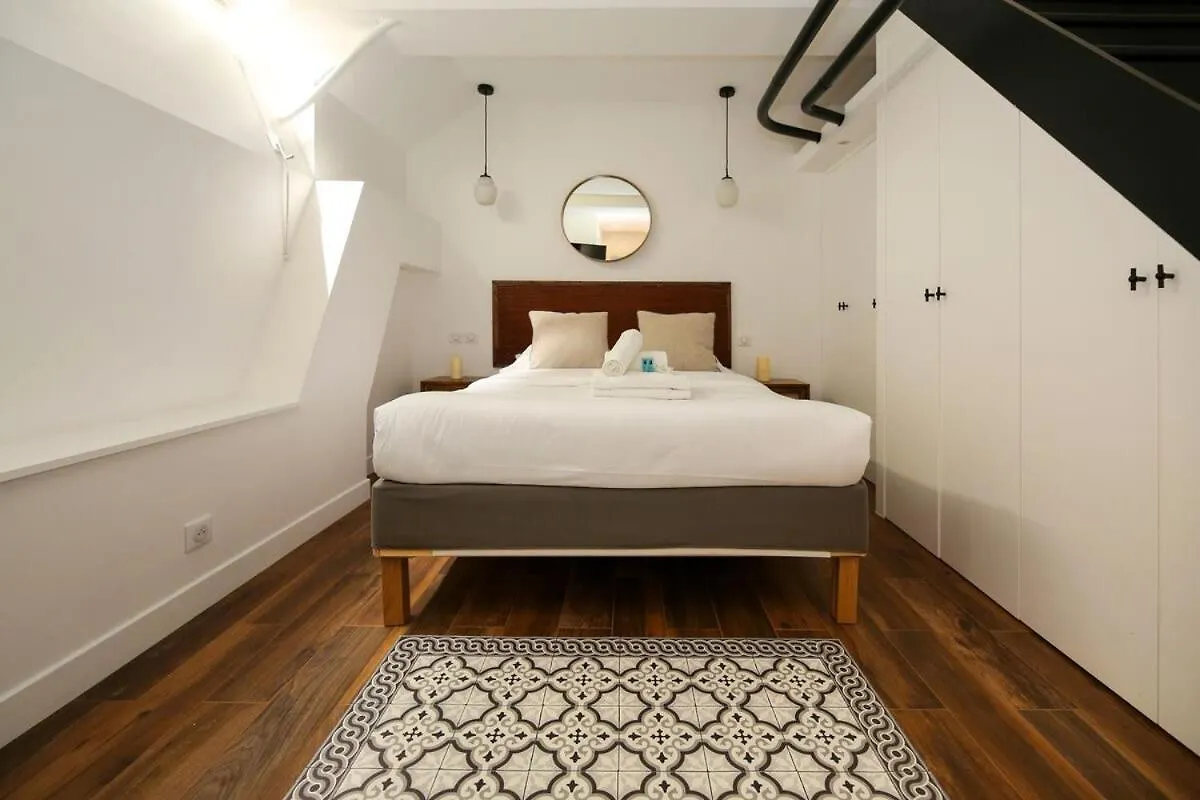 Apartment Proche Des Celebres Puces De 4p Paris